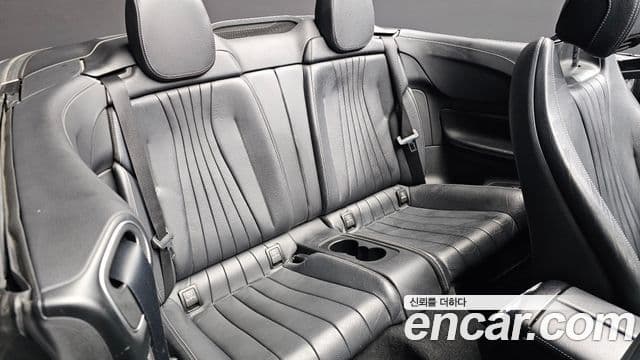 Mercedes-Benz E-класс W213 E220d кабриолет, 2018 12