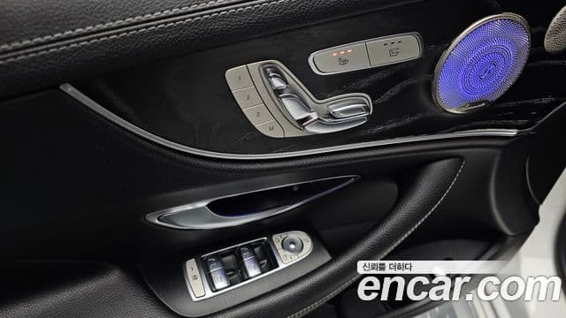 Mercedes-Benz E-класс W213 E220d кабриолет, 2018 16