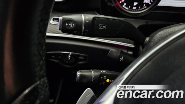 Mercedes-Benz E-класс W213 E220d кабриолет, 2018 18