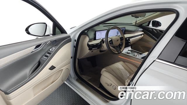 Genesis G80 (RG3) бензин 2.5 турбо 2WD, 2025 10