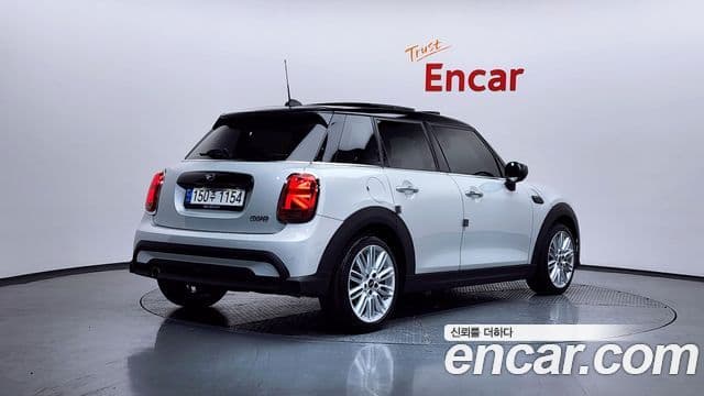 Mini Cooper 3세대, 2022 2