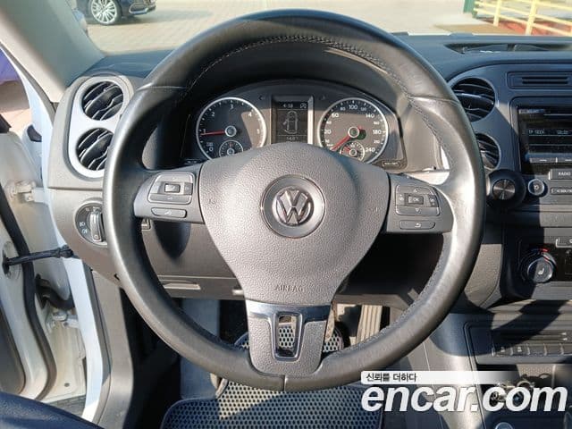 Volkswagen New Tiguan 5N, 2014 13