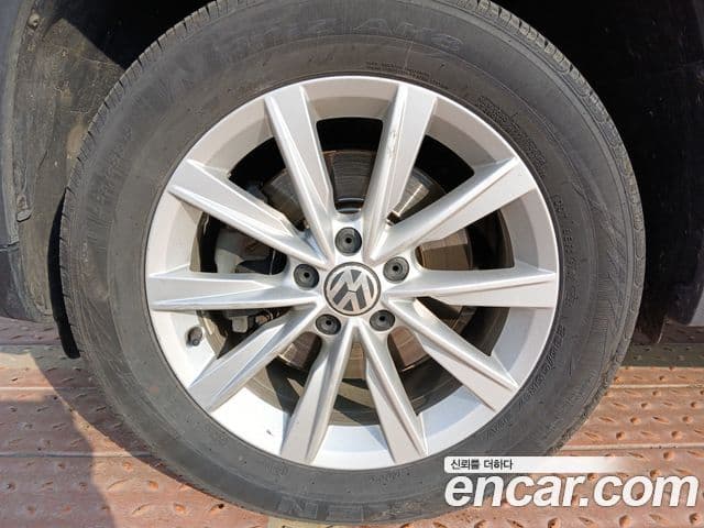 Volkswagen New Tiguan 5N, 2014 20