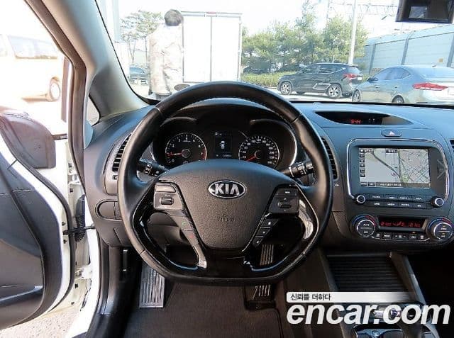 Kia The / новый New K3 Trendy, 2016 9