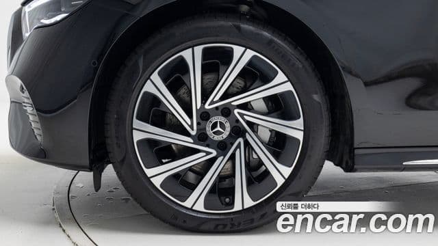 Mercedes-Benz E-класс W214 Exclusive, 2025 все фото