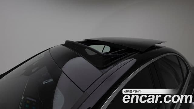 Mercedes-Benz E-класс W214 Exclusive, 2025 12