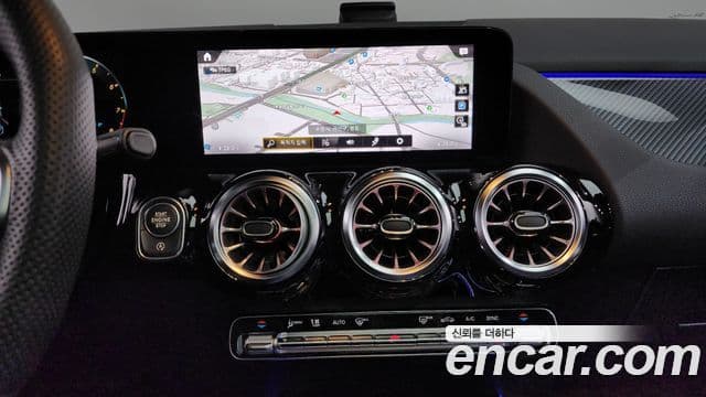 Mercedes-Benz GLA-класс H247 GLA45 AMG 4MATIC+, 2022 14