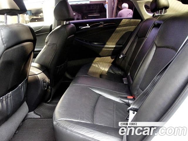 Hyundai YF Sonata Y20 top, 2011 11