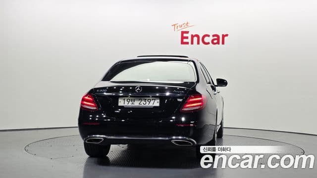 Mercedes-Benz E-класс W213 Avantgarde, 2019 4