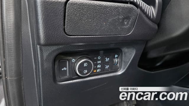 Ford 레인저 4세대 Wildtrak, 2023 13