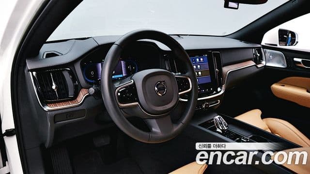 Volvo V60 Cross Country 2세대 B5 Ultimate AWD, 2023 11