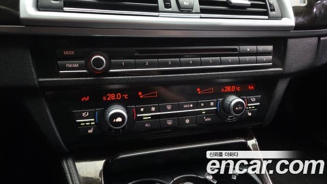 BMW 5시리즈 (F10), 2011 17