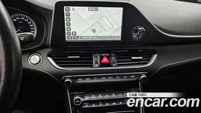 Hyundai Grandeur IG Premium, 2019 16