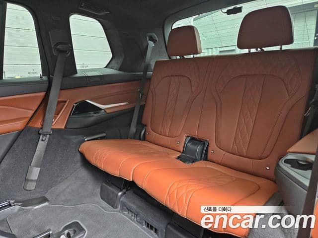 BMW X7 (G07) xDrive 40i M Sport 6인승, 2022 12