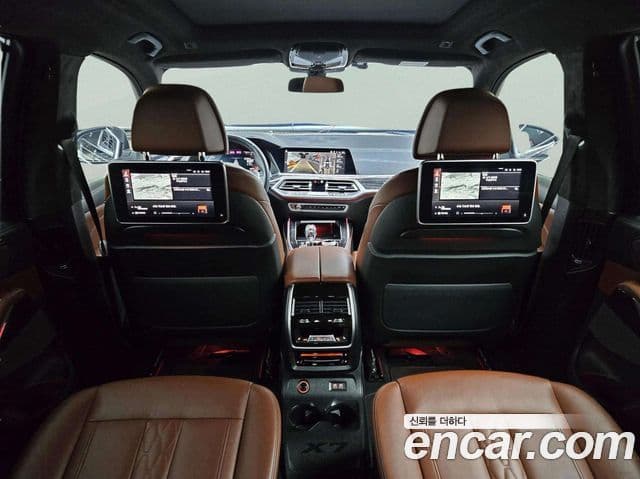 BMW X7 (G07) xDrive 40i M Sport 6인승, 2022 13