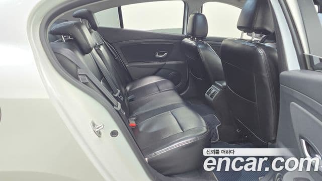 Renault Korea(Samsung) SM3 Neo SE Plus, 2015 12