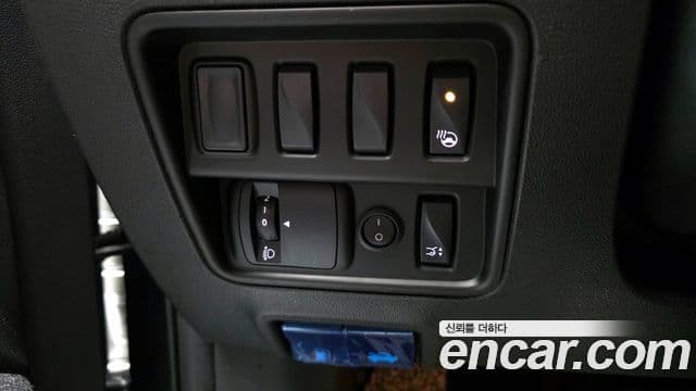 Renault Korea(Samsung) The / новый New QM6 2.0 LPe RE Signature 2WD, 2021 18