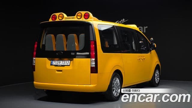 Hyundai Staria 15인승, 2022 2