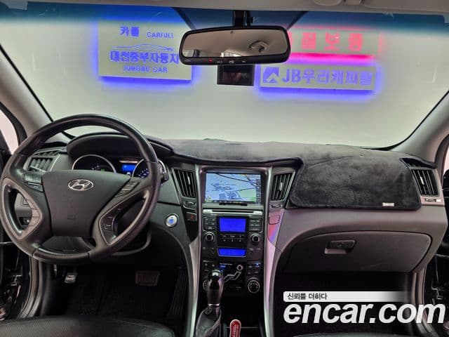 Hyundai Sonata гибрид Premier, 2012 7