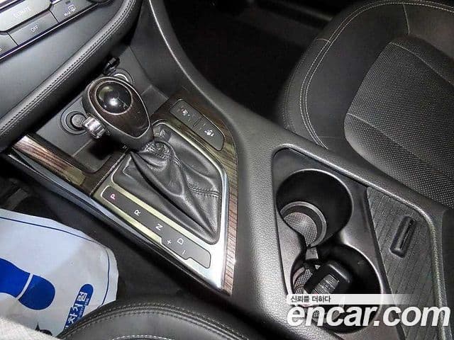 Kia K5 Luxury, 2011 12