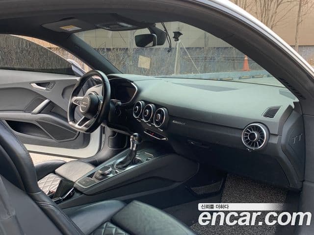 Audi TT (8S) купе 45 TFSI Quattro, 2016 7