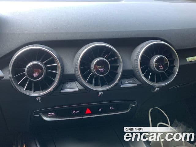 Audi TT (8S) купе 45 TFSI Quattro, 2016 10