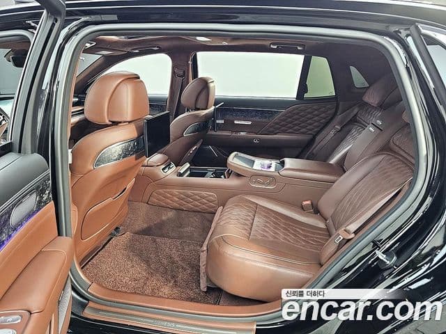 Genesis G90 (RS4) бензин 3.5 турбо e-S/C AWD LWB, 2023 9