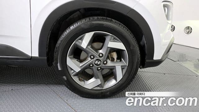 Hyundai Venue 1.6 Flux, 2020 все фото