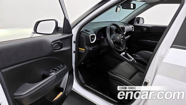 Hyundai Venue 1.6 Flux, 2020 13