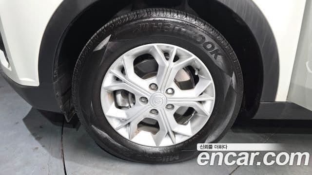 KG모빌리티(SsangYong) Berry New Tivoli V1, 2022 все фото