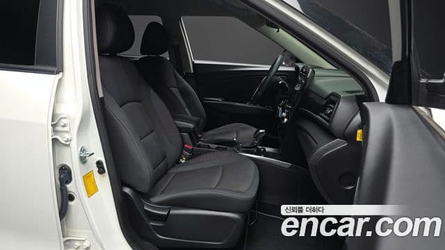 KG모빌리티(SsangYong) Berry New Tivoli V1, 2022 11