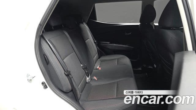 KG모빌리티(SsangYong) Berry New Tivoli V1, 2022 12