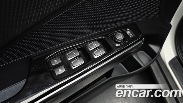 KG모빌리티(SsangYong) Berry New Tivoli V1, 2022 17