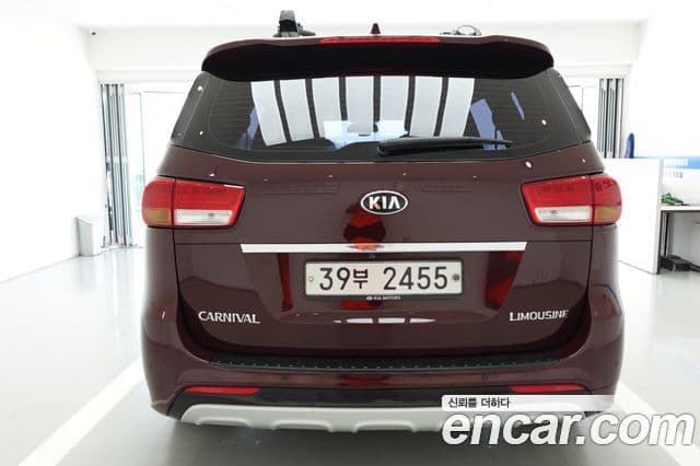 Kia All New Carnival VIP, 2017 3