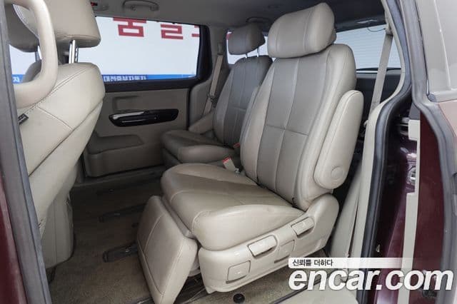 Kia All New Carnival VIP, 2017 8