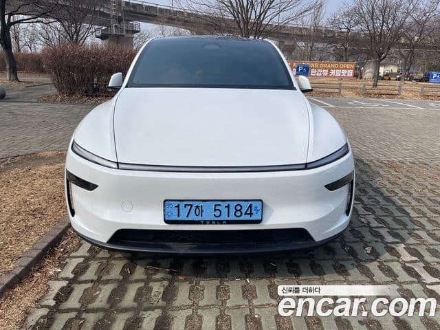 Tesla модель Y Premium Long Range AWD, 2025 3