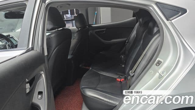 Hyundai Avante MD Luxury, 2011 13
