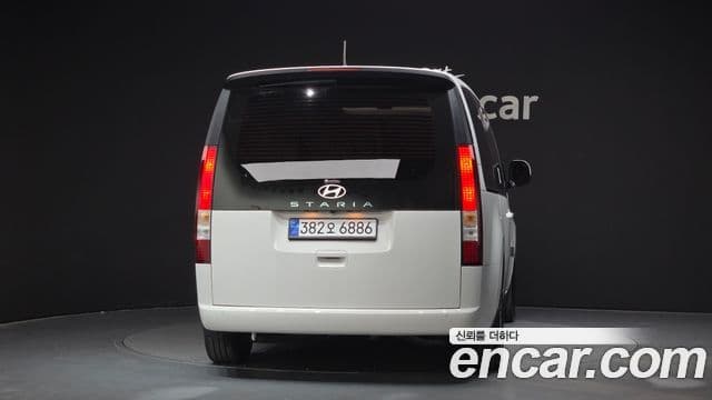 Hyundai Staria Modern, 2025 4