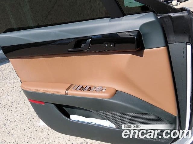 Hyundai Grandeur гибрид (GN7) Calligraphy, 2025 12