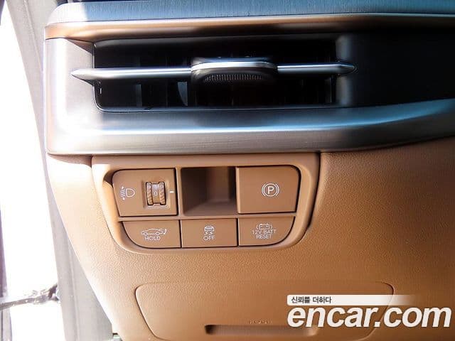 Hyundai Grandeur гибрид (GN7) Calligraphy, 2025 13