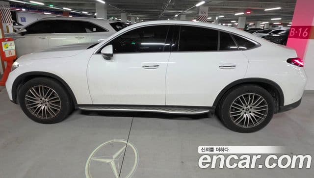 Mercedes-Benz GLC-класс X254 GLC300 4MATIC Avantgarde купе, 2025 3