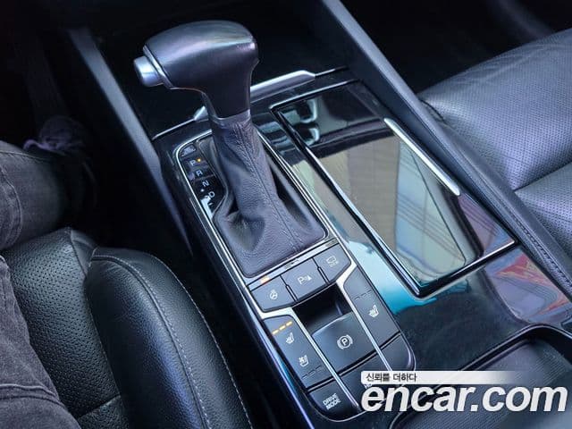 Kia All New K7 3.0 LPI Luxury (арендный автомобиль), 2018 13