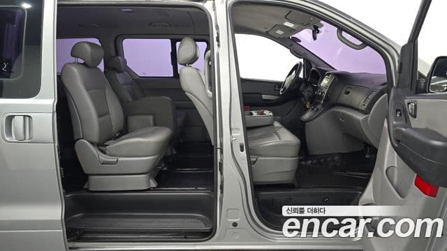 Hyundai Grand Starex CVX Luxury, 2014 11