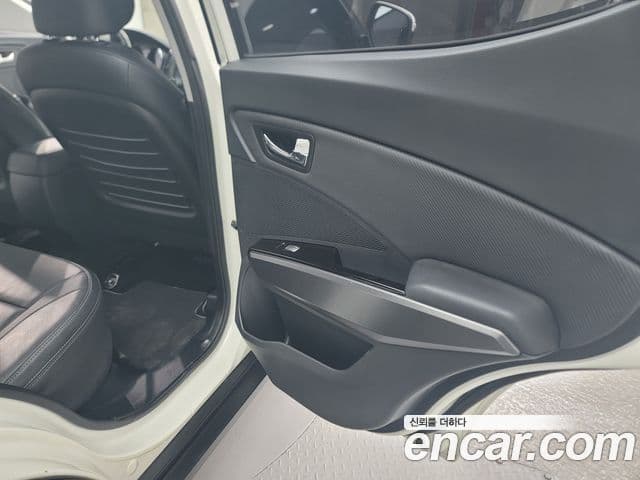 KG모빌리티(SsangYong) Tivoli VX 2WD, 2017 10