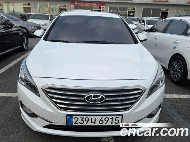 Hyundai LF Sonata Special, 2016 1