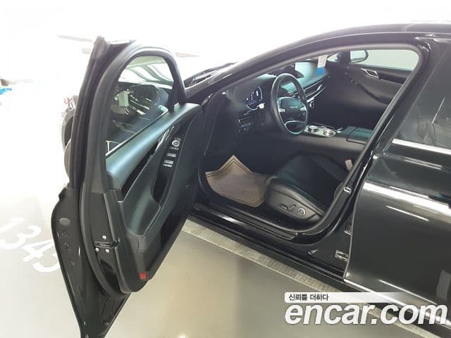 Genesis G80 (RG3) чёрный, 2023 7