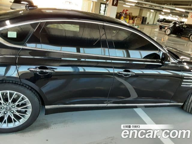 Genesis G80 (RG3) чёрный, 2023 15