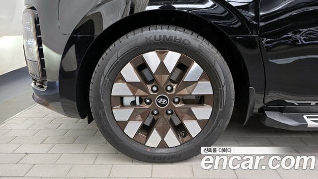 Hyundai Staria Inspiration, 2024 все фото