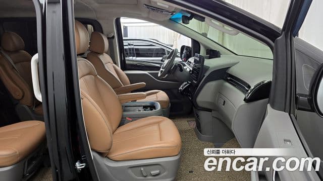 Hyundai Staria Inspiration, 2024 11