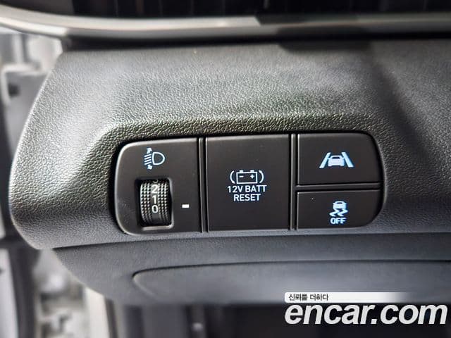 Hyundai Avante гибрид (CN7) Modern, 2022 14